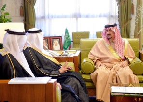 الأمير فيصل بن بندر يستقبل مدير عام التعليم بمنطقة الرياض