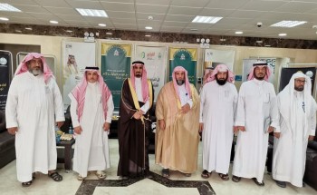 محافظ عنيزة ومحافظ الشماسية بمنطقة القصيم يطلقون فعاليات حملة ” عليكم بسنتي ” التوعوية لهيئة الأمر بالمعروف محافظ عنيزة ومحافظ الشماسية بمنطقة القصيم يطلقون فعاليات حملة ” عليكم بسنتي ” التوعوية لهيئة الأمر بالمعروف