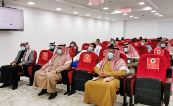الدكتور الخضيري يحذر من مسببات السرطان خلال محاضرة توعوية بمستشفى متعب بسكاكا
