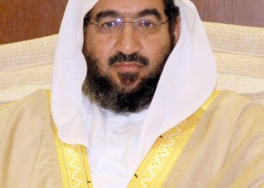 الشؤون الإسلامية: قررت السماح بإقامة الدروس والمحاضرات بمساجد وجوامع المملكة اعتبارًا من اليوم الشؤون الإسلامية: قررت السماح بإقامة الدروس والمحاضرات بمساجد وجوامع المملكة اعتبارًا من اليوم