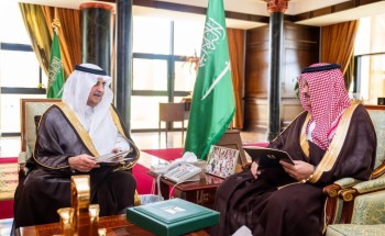 أمير تبوك يطّلع على مستجدات القبول بجامعة تبوك للعام 1448هـ أمير تبوك يطّلع على مستجدات القبول بجامعة تبوك للعام 1448هـ