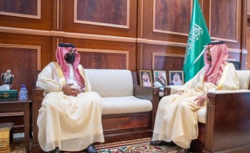 سمو نائب أمير منطقة حائل يتسلّم التقرير السنوي لإنجازات وأنشطة الإدارة العامة للمجاهدين بالمنطقة سمو نائب أمير منطقة حائل يتسلّم التقرير السنوي لإنجازات وأنشطة الإدارة العامة للمجاهدين بالمنطقة