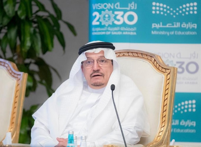 “آل الشيخ”: ربع ميزانية الدولة للتعليم.. فلا عذر إذا قصرنا.. والمحافظة على حقوق المعلمين واجب على الوزارة