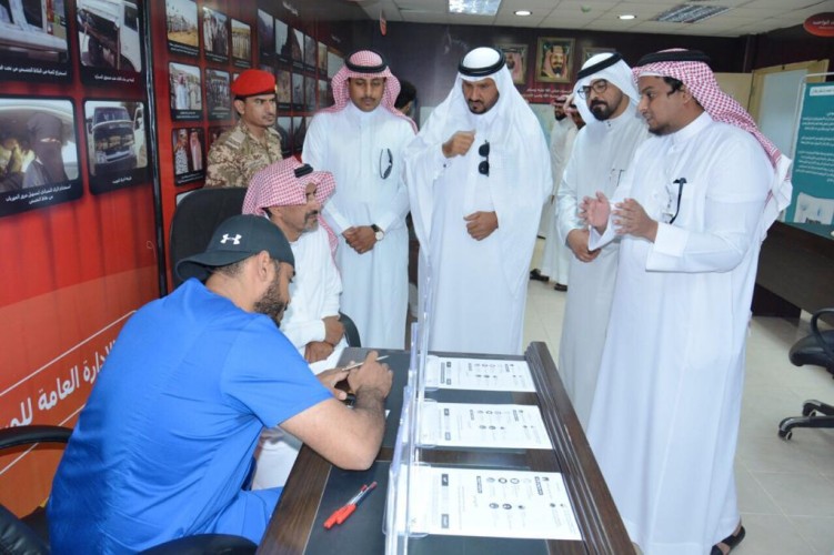 صحة جازان تقيم معرضاً توعوياً عن السكري بفرع المجاهدين