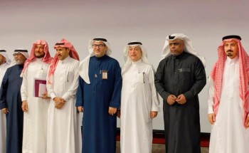 إقامة الحفل الختامي لمسابقة ينبع الشعرية.. وتدشين الديوان الأول وتوزيعه على رعاة الحفل والحضور