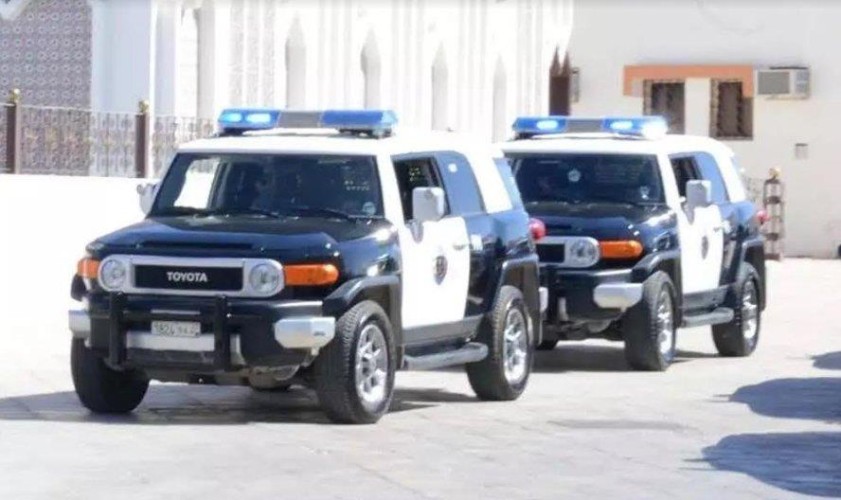 الإطاحة بمواطن اقتلع صراف آلي بواسطه “شيول” في حائل
