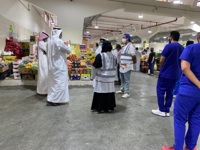 التجمع الصحي الأول بالشرقية يتخذ إجراءات احترازية في أسواق الخضار والأسماك
