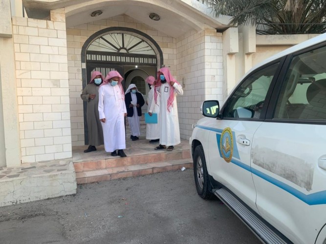 مدير عام فرع الرئاسة العامة لهيئة الأمر بالمعروف بالمنطقة الشرقية يتابع تنفيذ حملة (الخوارج شرار الخلق) بهيئة محافظة الأحساء