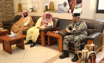 مدير هيئة الأمر بالمعروف بالمنطقة الشرقية يزور مدير السجون بالمنطقة مدير هيئة الأمر بالمعروف بالمنطقة الشرقية يزور مدير السجون بالمنطقة