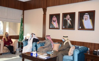 أمين الشرقية يستقبل القنصل الأمريكي بالظهران أمين الشرقية يستقبل القنصل الأمريكي بالظهران