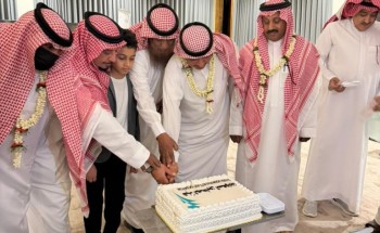 هيئة الصحفيين بجازان تحتفي بالإعلاميين في حفل المعايدة السنوي بعيد الأضحى هيئة الصحفيين بجازان تحتفي بالإعلاميين في حفل المعايدة السنوي بعيد الأضحى
