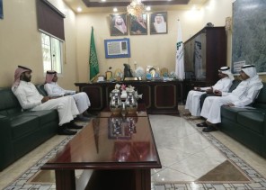 رئيس بلدية الريث يستقبل مدير هيئة تعمير وتطوير المحافظات الجبلية رئيس بلدية الريث يستقبل مدير هيئة تعمير وتطوير المحافظات الجبلية
