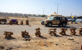 القوات الخاصة للأمن البيئي تضبط 2.3 طن من الحطب المحلي في مدينة الرياض القوات الخاصة للأمن البيئي تضبط 2.3 طن من الحطب المحلي في مدينة الرياض