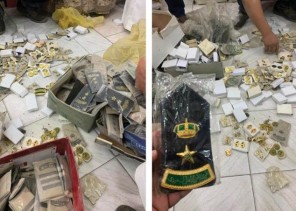 ضبط 1000 قطعة من الأنواط والرتب العسكرية المخالفة في الرياض ضبط 1000 قطعة من الأنواط والرتب العسكرية المخالفة في الرياض
