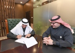 أمانة الشرقية ووكالة خدمات العملاء وتجربة العمل بوزارة الشؤون البلدية والقروية والإسكان يناقشان أهداف مؤشر التميز العملياتي أمانة الشرقية ووكالة خدمات العملاء وتجربة العمل بوزارة الشؤون البلدية والقروية والإسكان يناقشان أهداف مؤشر التميز العملياتي
