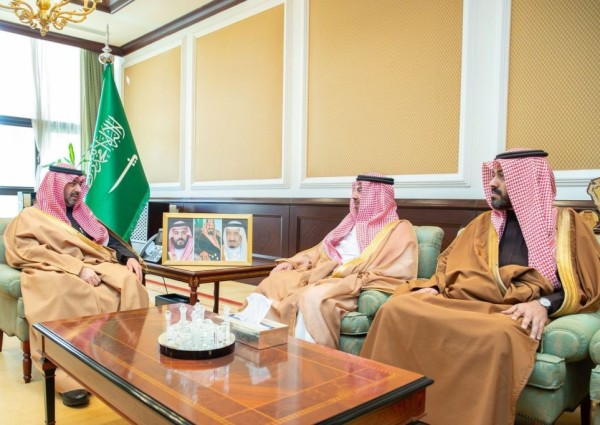 الأمير خالد بن سعود يطلع على خطط شركة تبوك الزراعية ومشروعاتها المستقبلية الأمير خالد بن سعود يطلع على خطط شركة تبوك الزراعية ومشروعاتها المستقبلية