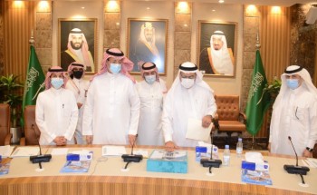 أمين الشرقية يُدشّن جائزة الأمين للتميز في دورتها الثانية أمين الشرقية يُدشّن جائزة الأمين للتميز في دورتها الثانية