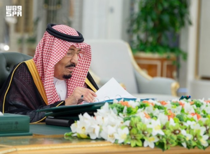 برئاسة خادم الحرمين.. مجلس الوزراء يستعرض استعدادات الحج ويقر عددًا من الاتفاقيات والقرارات