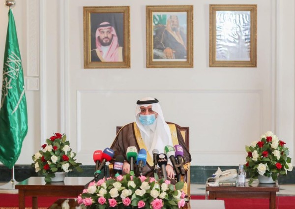 أمير تبوك يؤكد اهتمام القيادة بتحقيق رؤية المملكة 2030 ونجاح البرامج و المشاريع المرتبطة بها أمير تبوك يؤكد اهتمام القيادة بتحقيق رؤية المملكة 2030 ونجاح البرامج و المشاريع المرتبطة بها