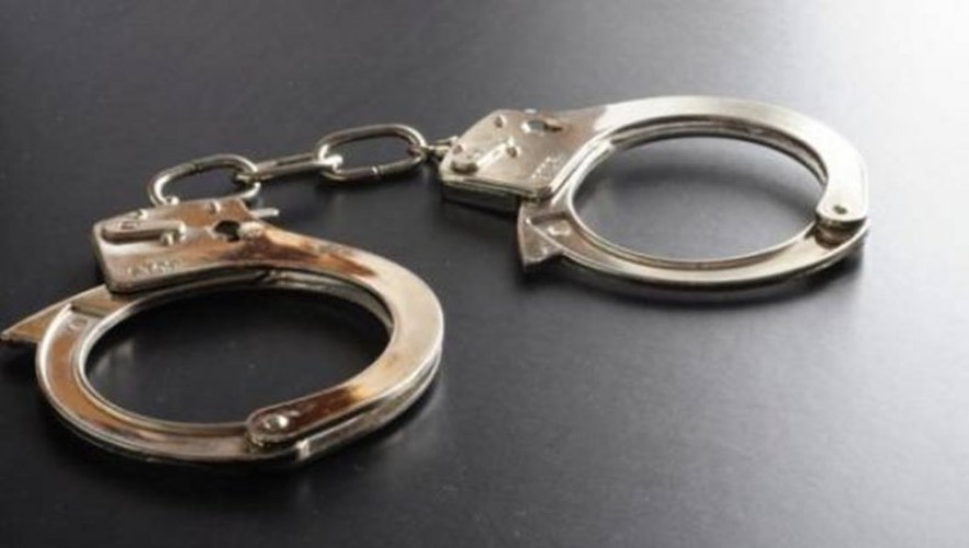 حاول مقاومتهم .. رجال أمن طرق الأفلاج يضبطون مواطن متهم في قضية قتل