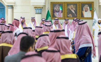 أمير منطقة الجوف يستقبل المهنّئين بعيد الفطر المبارك أمير منطقة الجوف يستقبل المهنّئين بعيد الفطر المبارك