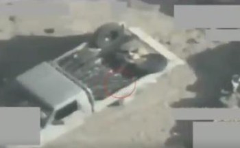 شاهد.. مقاتلات التحالف تستهدف عناصر من مليشيا الحوثي الإرهابية في جبهة نهم شاهد.. مقاتلات التحالف تستهدف عناصر من مليشيا الحوثي الإرهابية في جبهة نهم