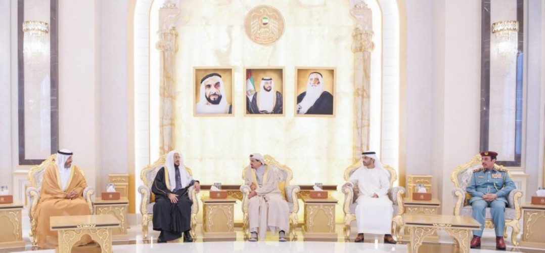 حاكم عجمان يستقبل وزير الشؤون الإسلامية خلال زيارته الحالية لدولة الإمارات