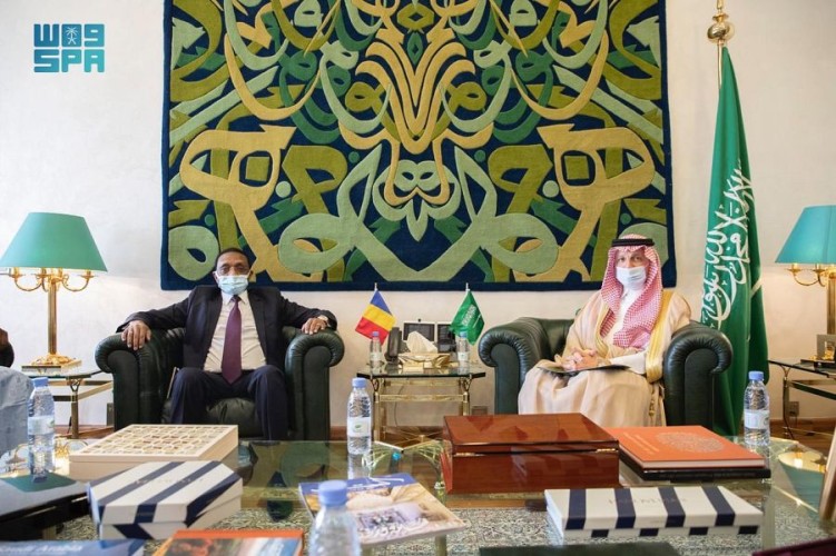 ولي العهد يتلقى رسالة خطية من رئيس المجلس العسكري الانتقالي التشادي