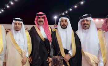 كرنفال شعري وأجواء احتفالية وبحضور محافظ الحائط “فهد الصنيدح” .. أبناء حمود بن بركة الرشيدي يحتفلون بزواج شقيقهم المحامي محمد في بدع بن خلف