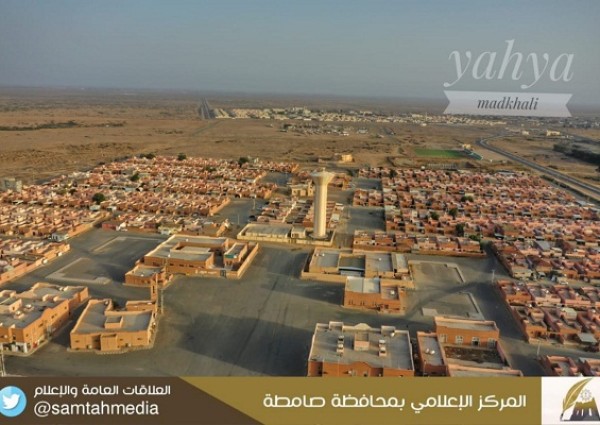 بتوجيهات من محافظ صامطة.. الأهالي يسجلون التزاماً أثناء تقديم وقت منع التجول