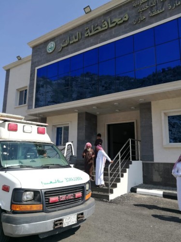 وكيل محافظ الدائر يوجه بتشكيل لجنة عاجلة لبحث حالة مسنة