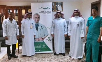 محافظ ضرية يدشن حملة التطعيم ضد الأنفلونزا الموسمية محافظ ضرية يدشن حملة التطعيم ضد الأنفلونزا الموسمية