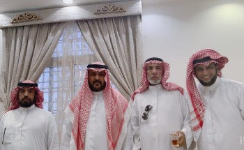بالفيديو: قعيد بن قعبوب و عبدالله القنور  والإعلامي مفلح الخضيري يزورون “بن مرشد” في ديوانه بـ”بدع بن خلف”
