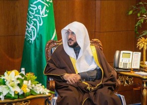 وفاة مؤذن مسجد بمدينة الرياض متأثراً بـ”كورونا”.. ووزير الشؤون الإسلامية يواسي أسرته وفاة مؤذن مسجد بمدينة الرياض متأثراً بـ”كورونا”.. ووزير الشؤون الإسلامية يواسي أسرته