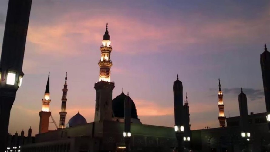 السماح لمؤذني الجوامع في المملكة بترديد تكبيرات العيد