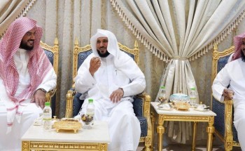 بعد تعرضه لوعكة صحية أثناء إمامته صلاة الجمعة بالمسجد الحرام.. الدكتور ماهر المعيقلي بصحة جيدة بعد تعرضه لوعكة صحية أثناء إمامته صلاة الجمعة بالمسجد الحرام.. الدكتور ماهر المعيقلي بصحة جيدة