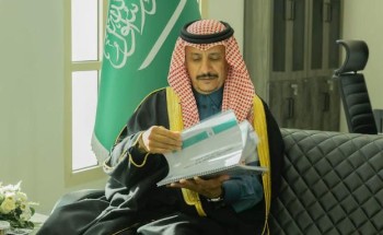 محافظ حفرالباطن والأمين العام يزورون بلدية القيصومة
