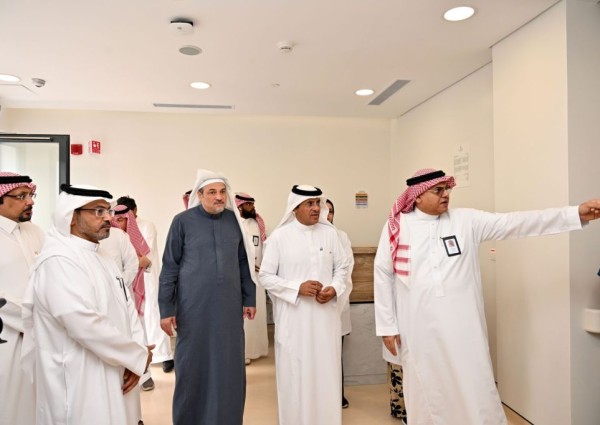 السيالي يزور مركز مسار الطبي بجدة السيالي يزور مركز مسار الطبي بجدة