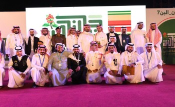 محافظ الداير يرعى حفل جائزة الأداء المتميز و ختام فعاليات مهرجان البن السابع