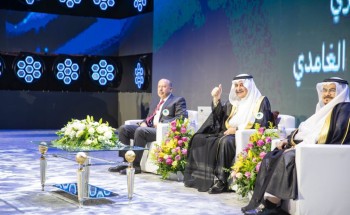 أمير  تبوك يرعى حفل تخريج دفعة جديدة من جامعة فهد بن سلطان… ويعلق: من كان له حلم فليحققه في هذا الوطن