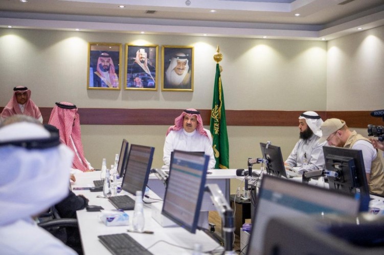 أمير المدينة: الإجراءات الاحترازية التي اتخذتها الحكومة لم تكن تصب في مصلحة المملكة فقط
