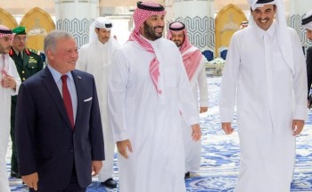 خلال لقاء في جدة.. ولي العهد يستعرض مع ملك الأردن وأمير قطر تداعيات التصعيد العسكري وتنسيق الجهود لتعزيز أمن المنطقة خلال لقاء في جدة.. ولي العهد يستعرض مع ملك الأردن وأمير قطر تداعيات التصعيد العسكري وتنسيق الجهود لتعزيز أمن المنطقة