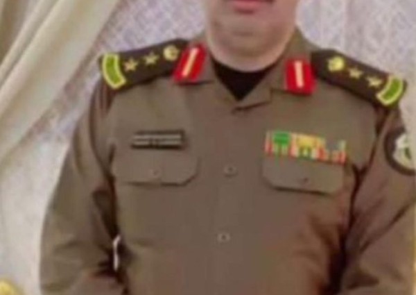 ترقية العقيد «بندر بن معيض الشويلعي» إلى رتبة عميد ترقية العقيد «بندر بن معيض الشويلعي» إلى رتبة عميد