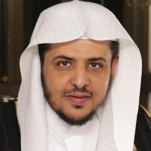 حكم تعليق الصور الفوتوغرافية للأحياء والأموات؟ .. المصلح يوضح! – فيديو