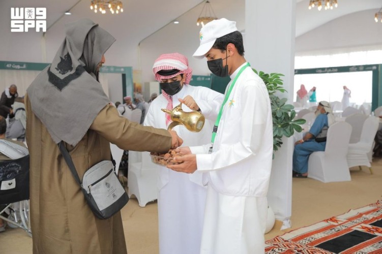 منفذ الوديعة يودّع الحجاج اليمنيين بخدمات متكاملة وإجراءات مغادرة ميسّرة