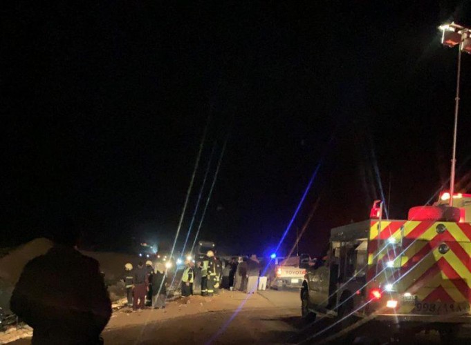 حادث تصادم عدد من المركبات شهد عشرين إصابة من بينها وفاة على الطريق المؤدي لمركز عذفاء بمنطقة الجوف