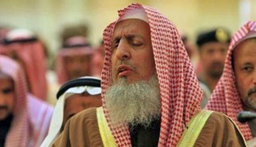 حُكم تلقي اللقاح المضاد لفيروس كورونا الجديد خلال ساعات الصيام .. المفتي يجيب!