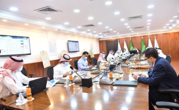 الرئيس التنفيذي لشركة المياه الوطنية يتفقد عددا من المشروعات بالمنطقة ..