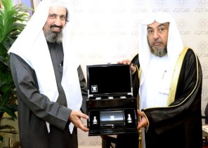 الدكتور سامي الصقير: الجمعيات الدعوية ساهم في دخول آلاف من غير المسلمين بالإسلام الدكتور سامي الصقير: الجمعيات الدعوية ساهم في دخول آلاف من غير المسلمين بالإسلام