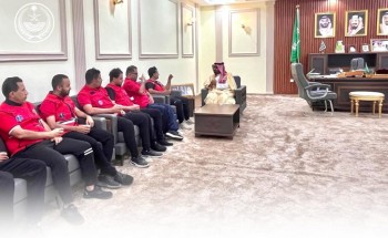 محافظ بيش يكرم إدارة أسعاف بيش لحصوله المركز الاول على مستوى المملكة محافظ بيش يكرم إدارة أسعاف بيش لحصوله المركز الاول على مستوى المملكة